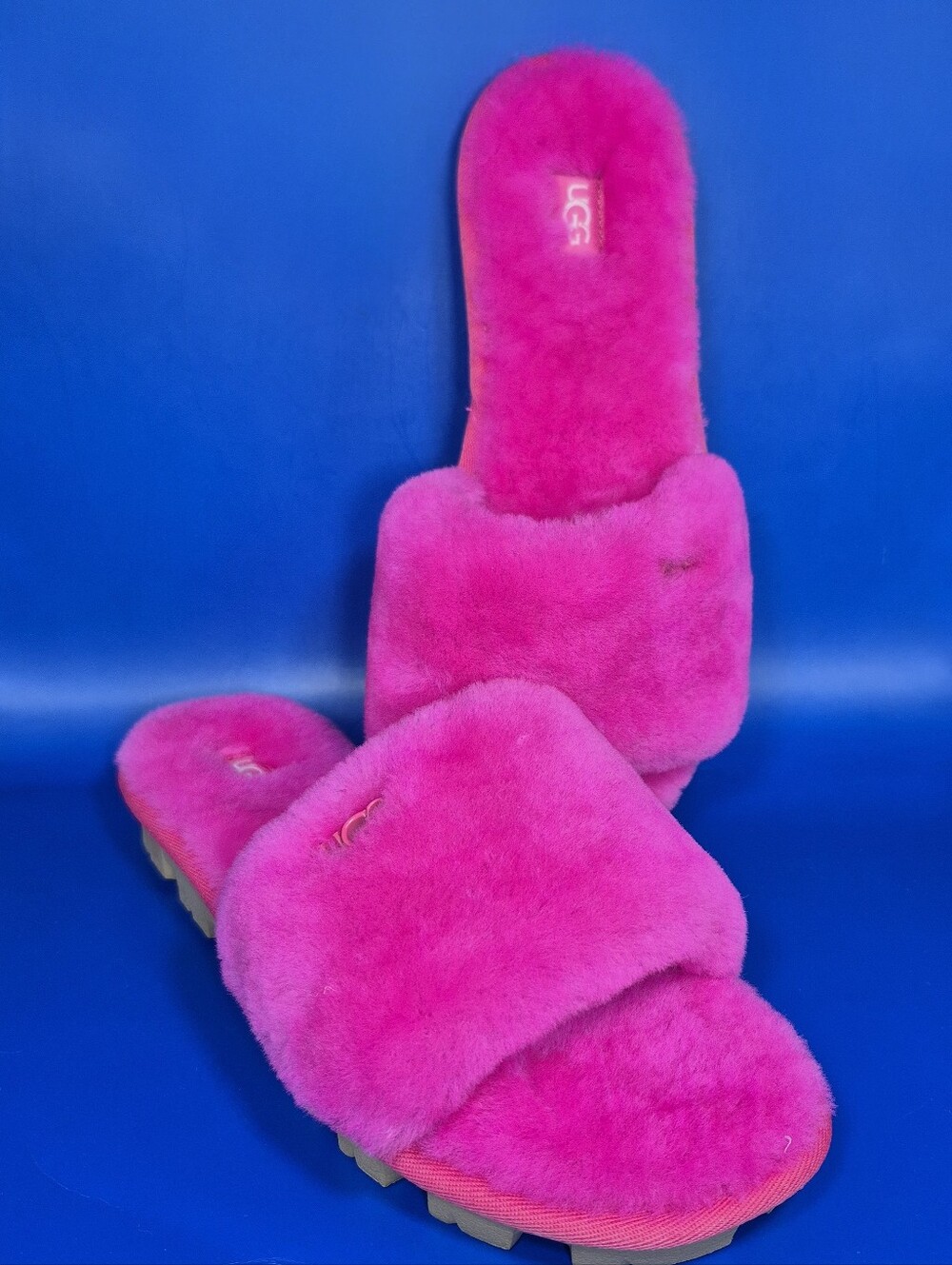 Like new UGG Cozette Slippers Rock Rose Pink Shearling - Size 8